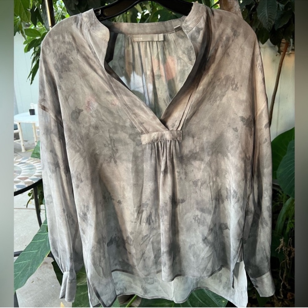 Vince 100% silk v neck flowy blouse watercolor